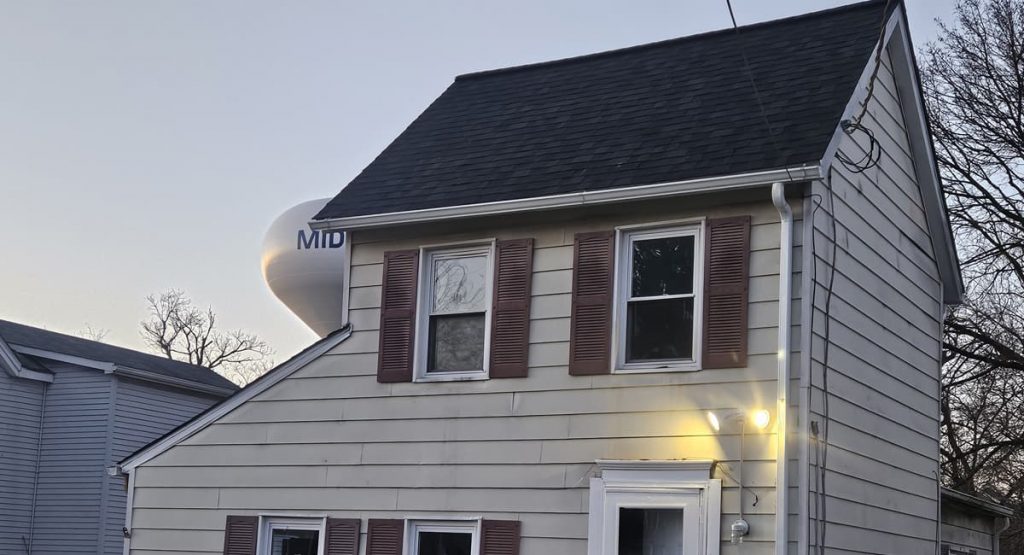 New Onyx Black roof in Middletown, DE