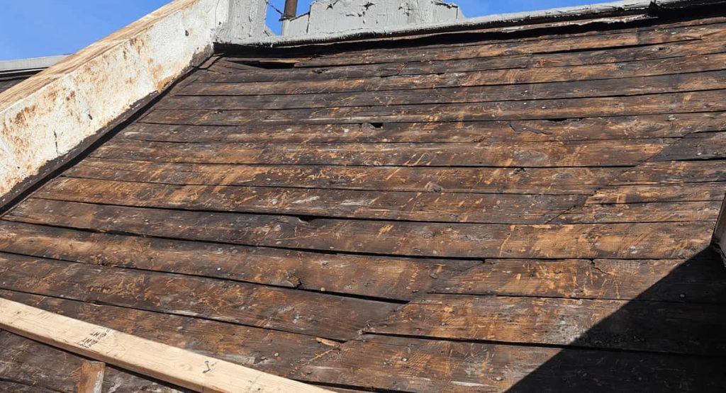 Fixing off old roof in Wilmington, DE