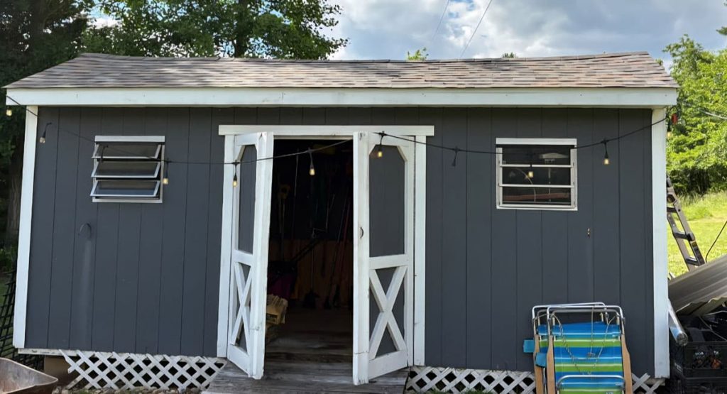 Installing a new roof in Middletown, DE