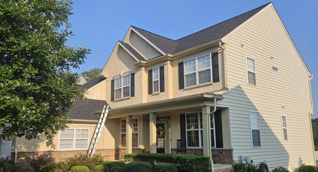New Onyx Black roof in Middletown, DE