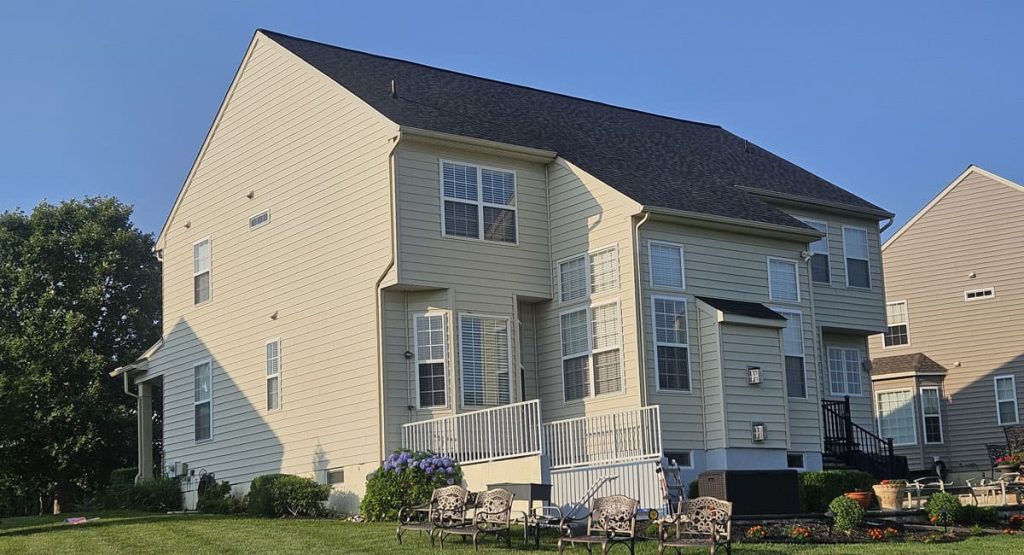 New Onyx Black roof in Middletown, DE