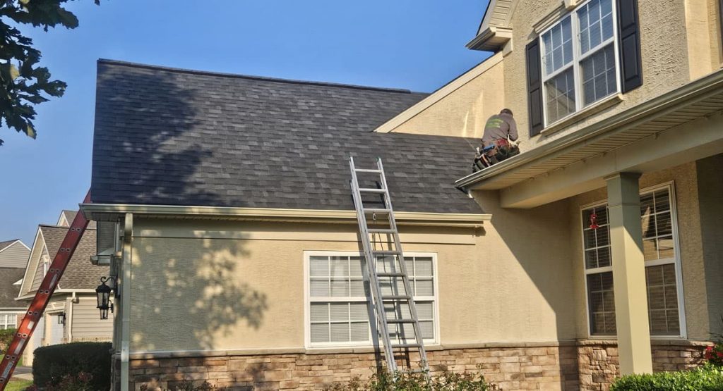 New Onyx Black roof in Middletown, DE