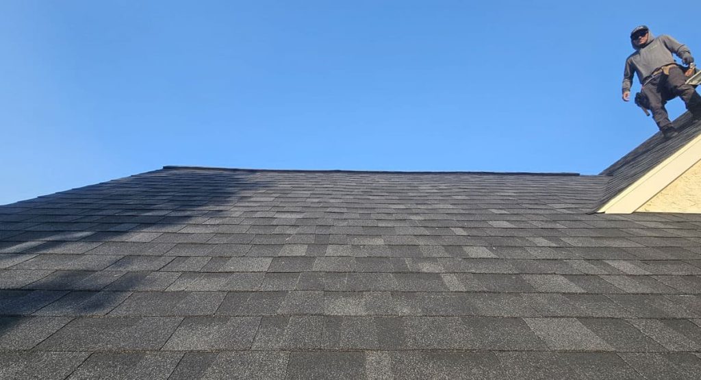New Onyx Black roof in Middletown, DE