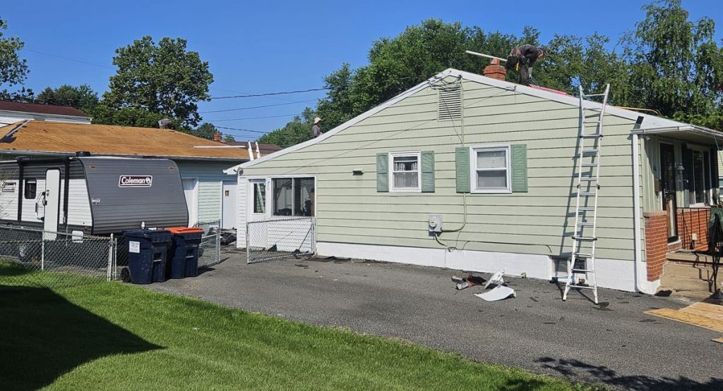 Installing new roof in Newark, DE