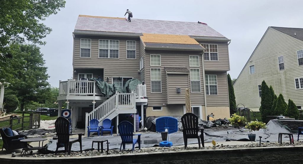 Installing new roof in Middletown, DE