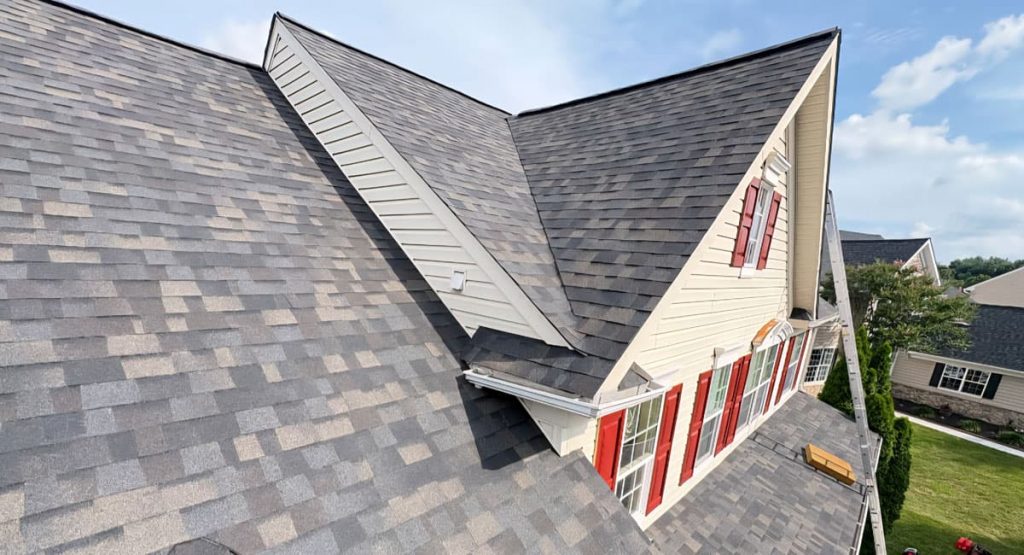 Tearing off old roof in Middletown, DE