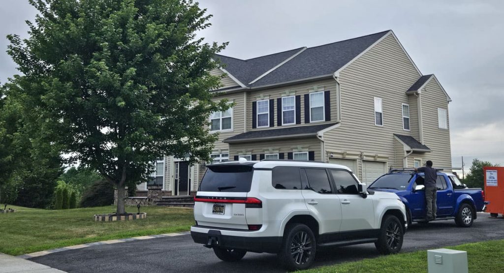 New Williamsburg Gray roof off in Middletown, DE