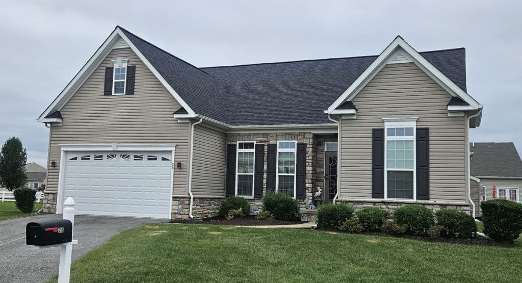 New Black Sable colored roof in Smyrna, DE