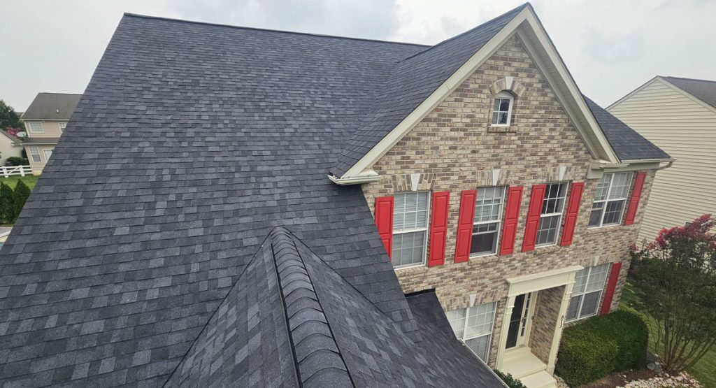 New Onyx Black roof in Middletown, DE
