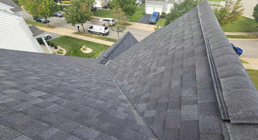 New Onyx Black colored roof in Middletown, DE