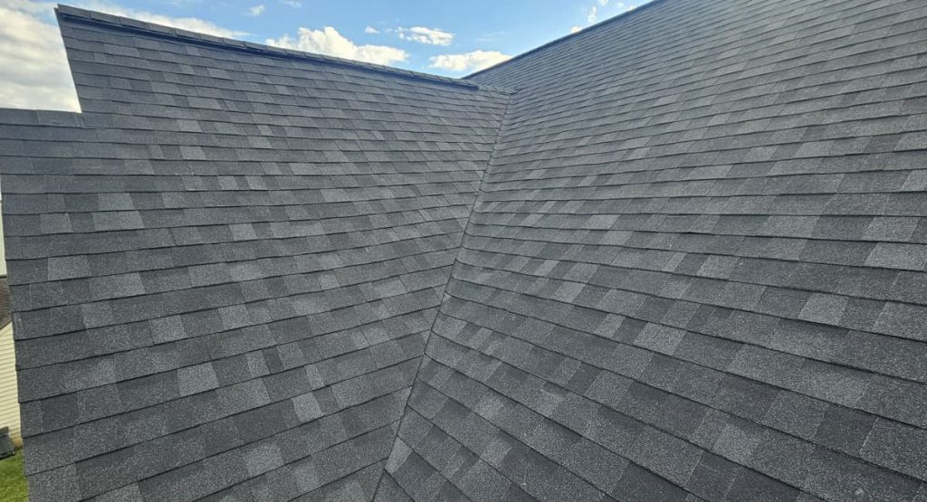 New Onyx Black colored roof in Middletown, DE
