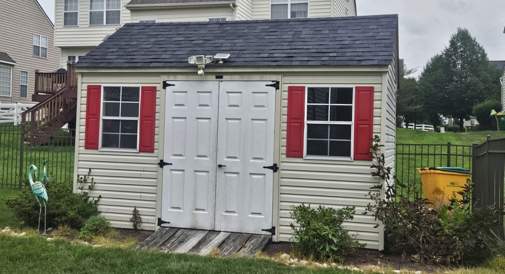 New Onyx Black roof in Middletown, DE