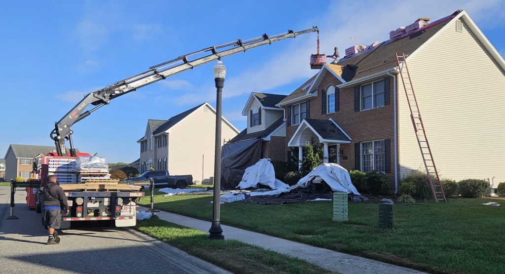 Installing a new Estate Gray colored roof in Bear, DE