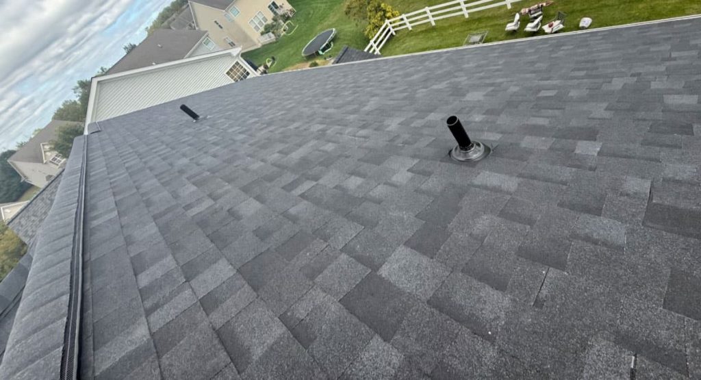 New Onyx Black colored roof in Middletown, DE