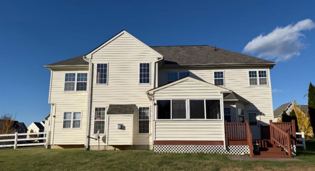 New Driftwood colored roof in Middletown, DE