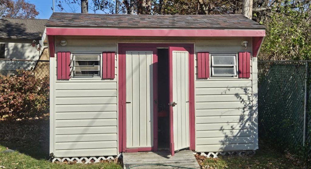 New Merlot colored roof in New Castle, DE