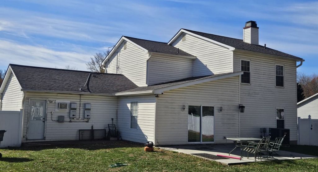 New Merlot colored roof in New Castle, DE