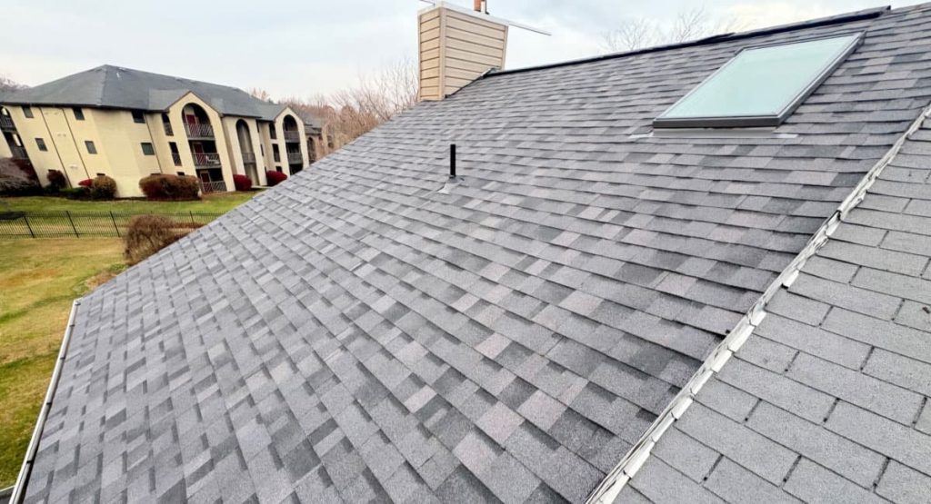 New Midnight Plum colored roof in New Castle, DE