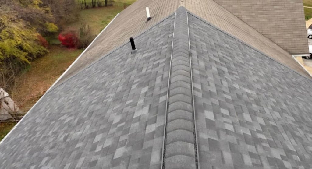 New Onyx Black colored roof in Middletown, DE