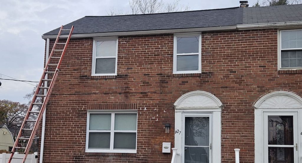 New Onyx Black colored roof in Wilmington, DE