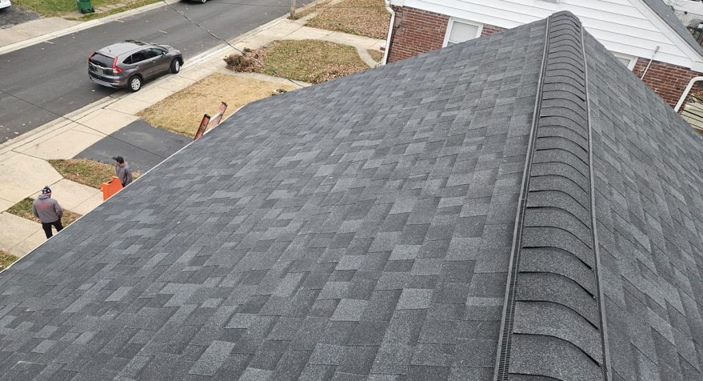 New Onyx Black colored roof in Wilmington, DE