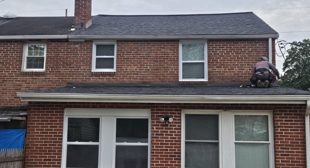 New Onyx Black colored roof in Wilmington, DE