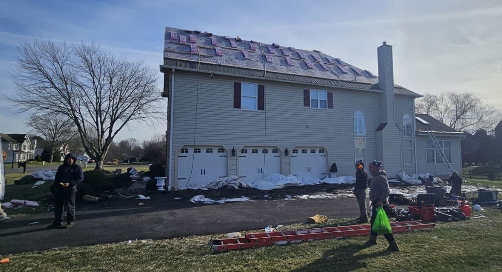 Installing new Sedona Canyon colored roof in Bear, DE