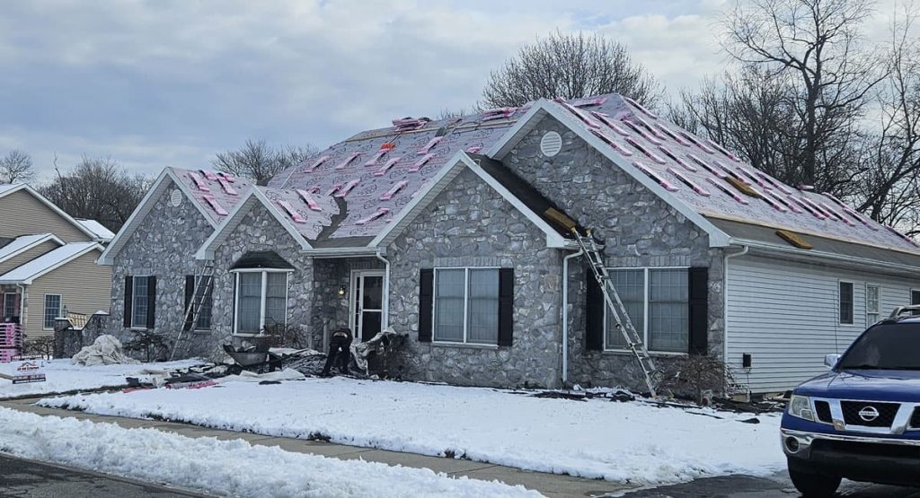 Installing new roof in Bear, DE