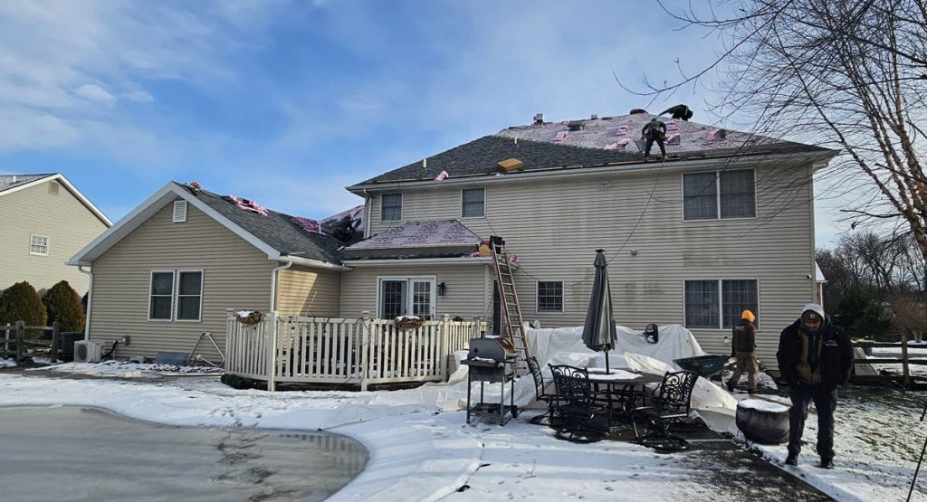 Installing new roof in Bear, DE