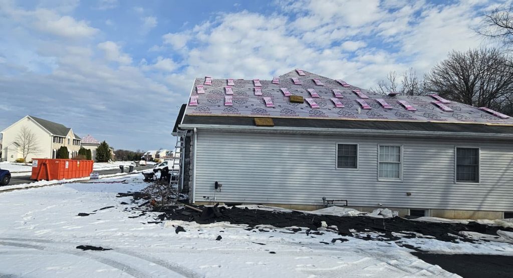 Installing new roof in Bear, DE