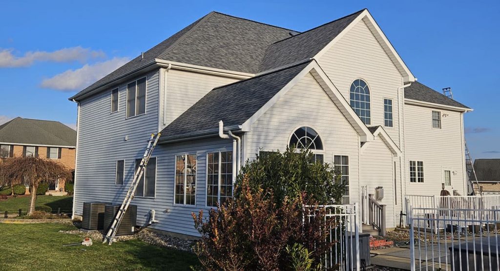 New Estate Grey colored roof in Bear, DE