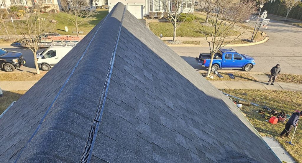 New Onyx Black colored roof in Middletown, DE