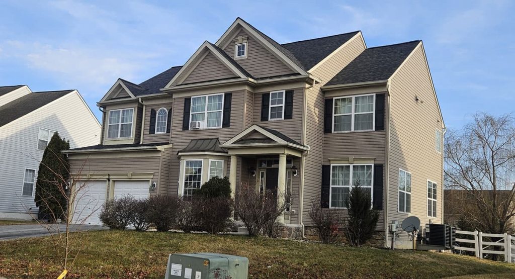 New Black Sable Colored roof in Middletown, DE