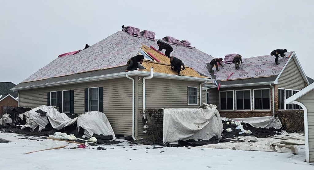 Installing new roof in Bear, DE