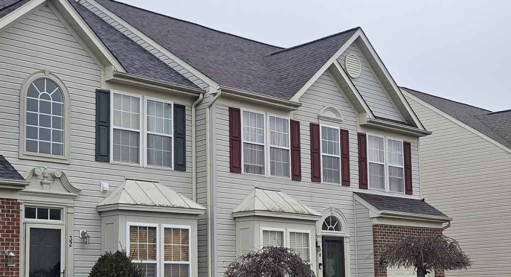 New Midnight Plum colored roof in Middletown, DE