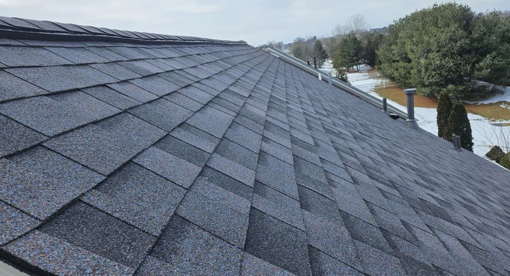 New Midnight Plum colored roof in Middletown, DE