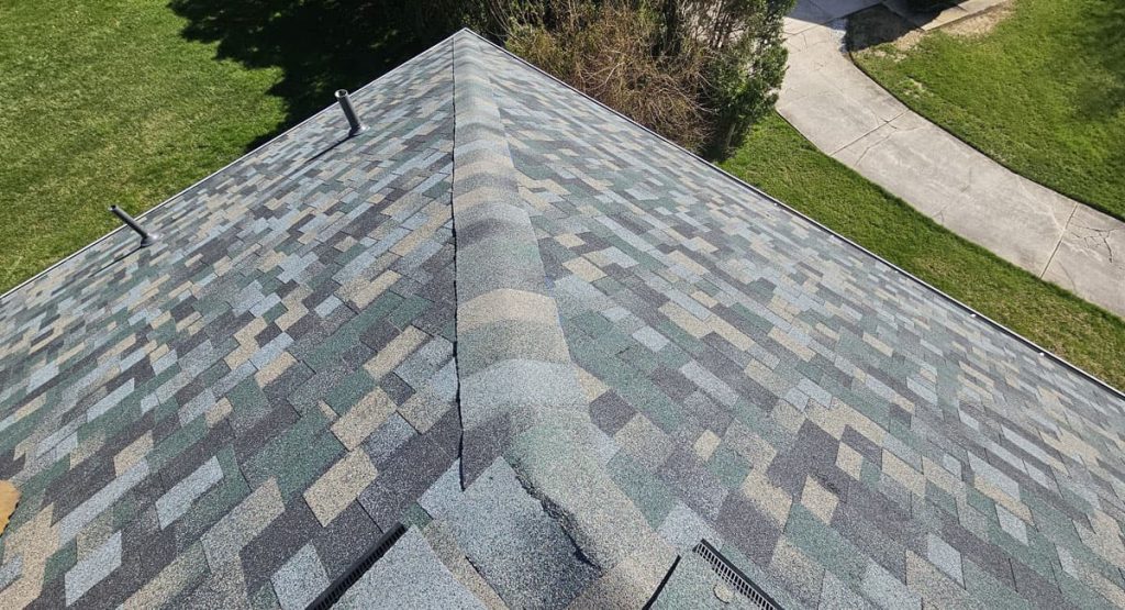 New Evergreen Mist colored roof in Magnolia, DE