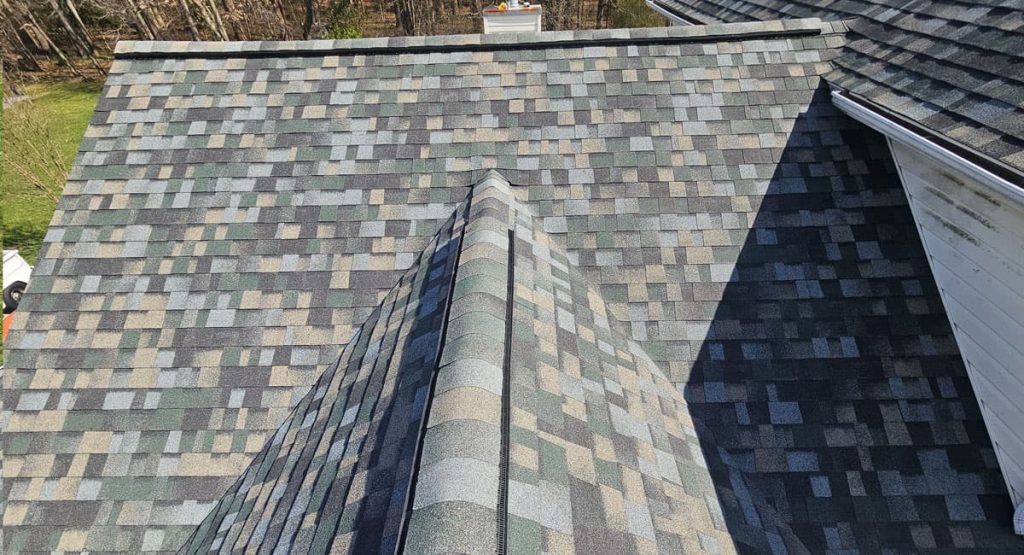 New Evergreen Mist colored roof in Magnolia, DE