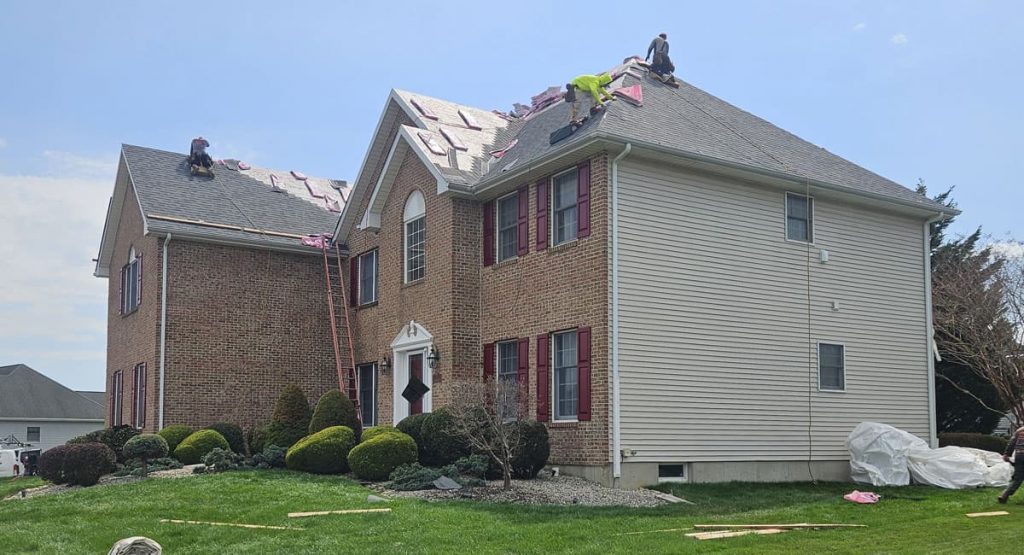 Installing new roof in Bear, DE