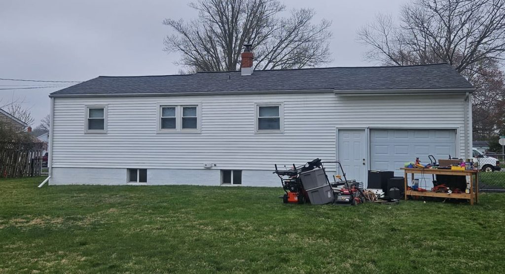 New Grey Tweed colored roof in Middletown, DE