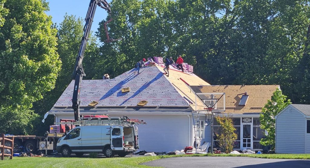 Installing new roof in Bear, DE