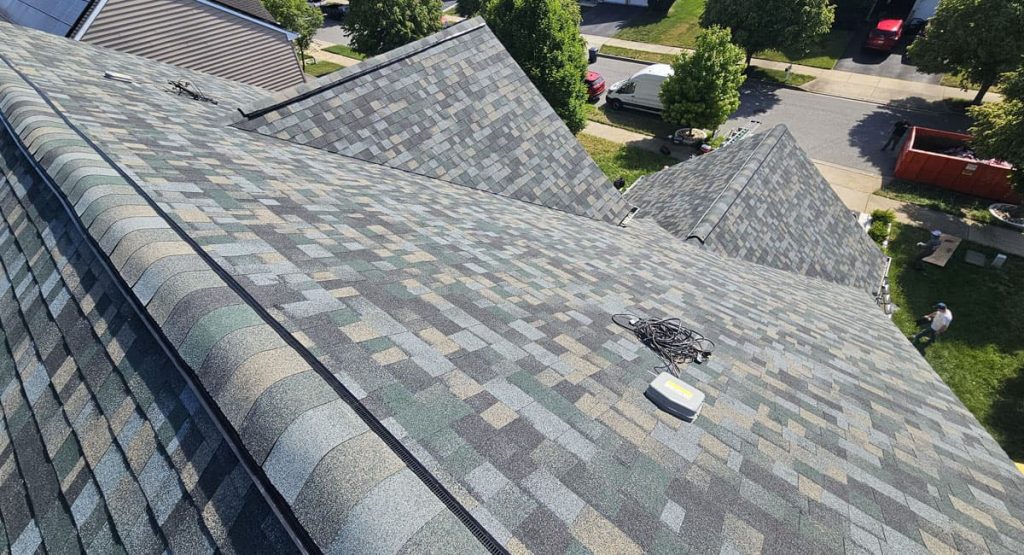 New Evergreen Mist colored roof in Middletown, DE