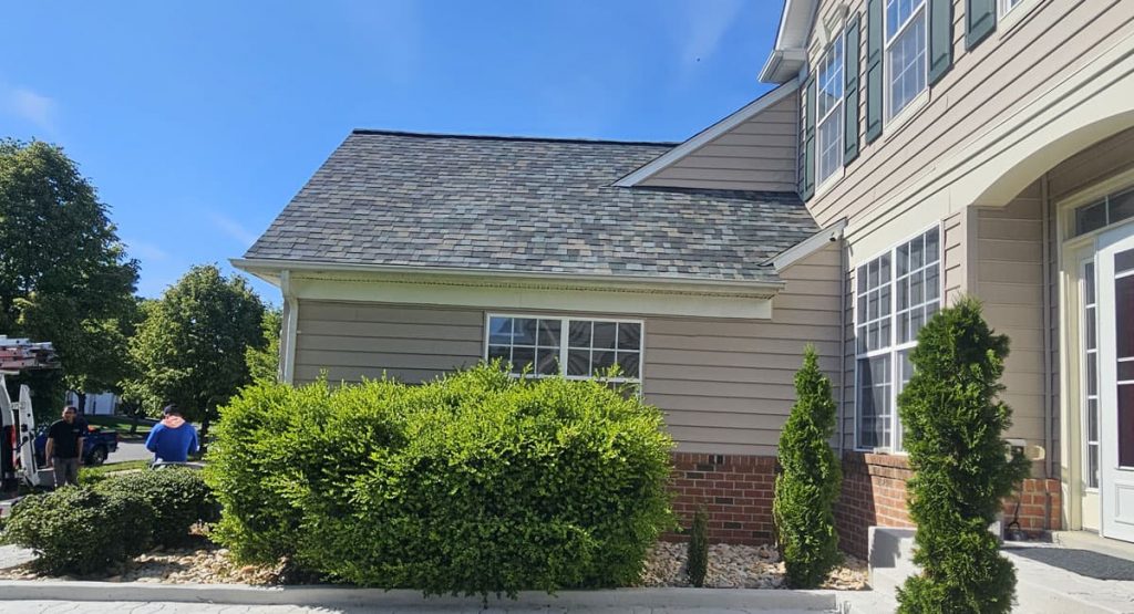New Evergreen Mist colored roof in Middletown, DE