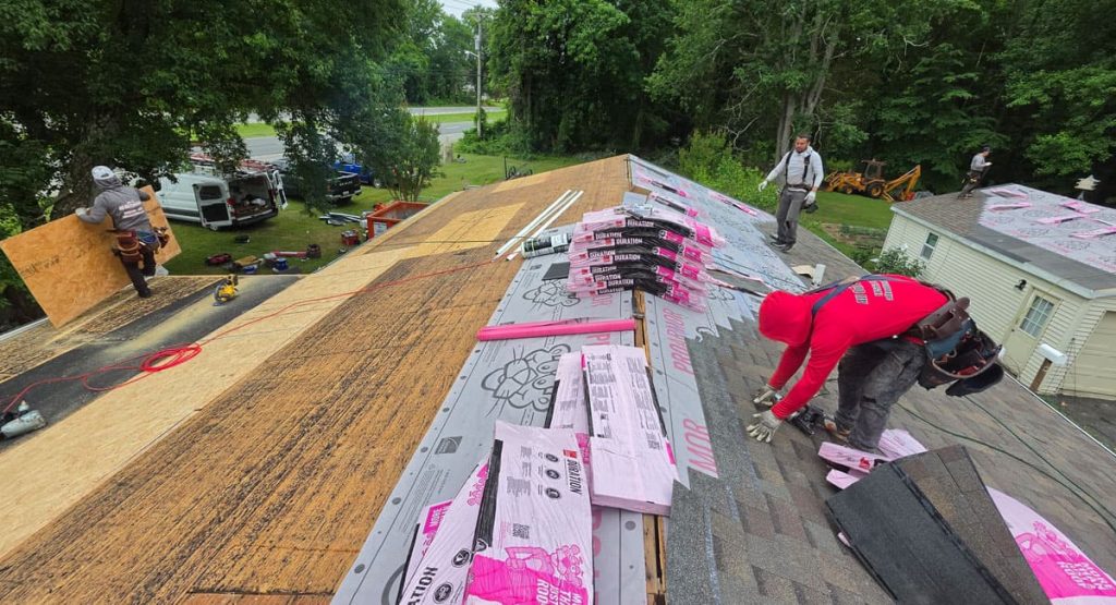 Installing new roof in Townsend, DE