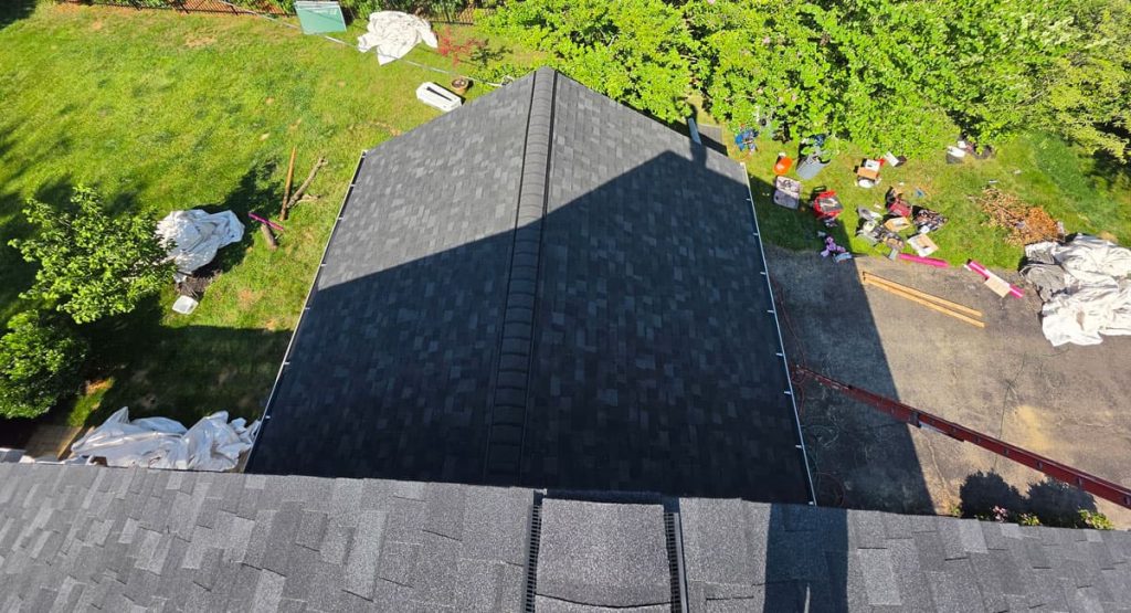 New Onyx Black colored roof in Wilmington, DE