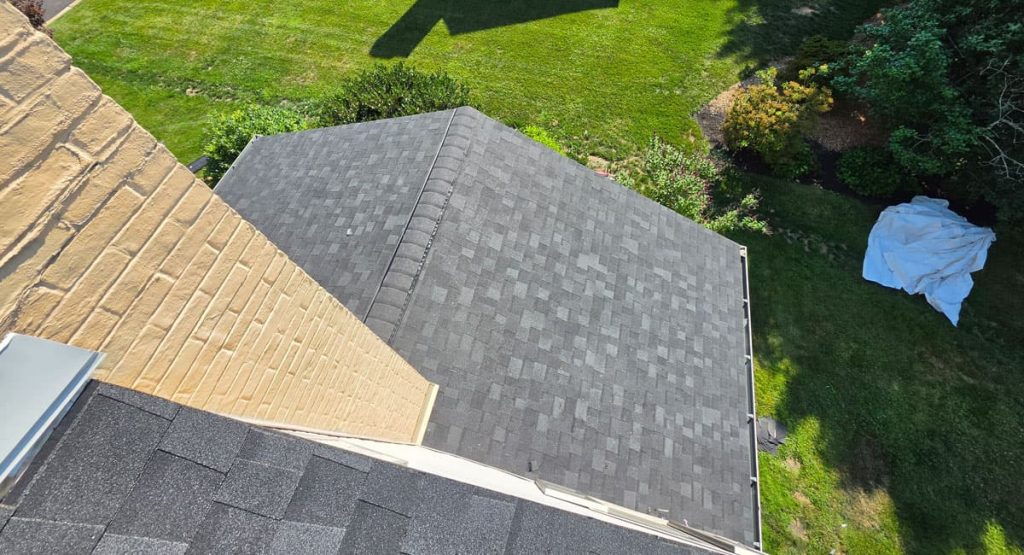 New Onyx Black colored roof in Wilmington, DE