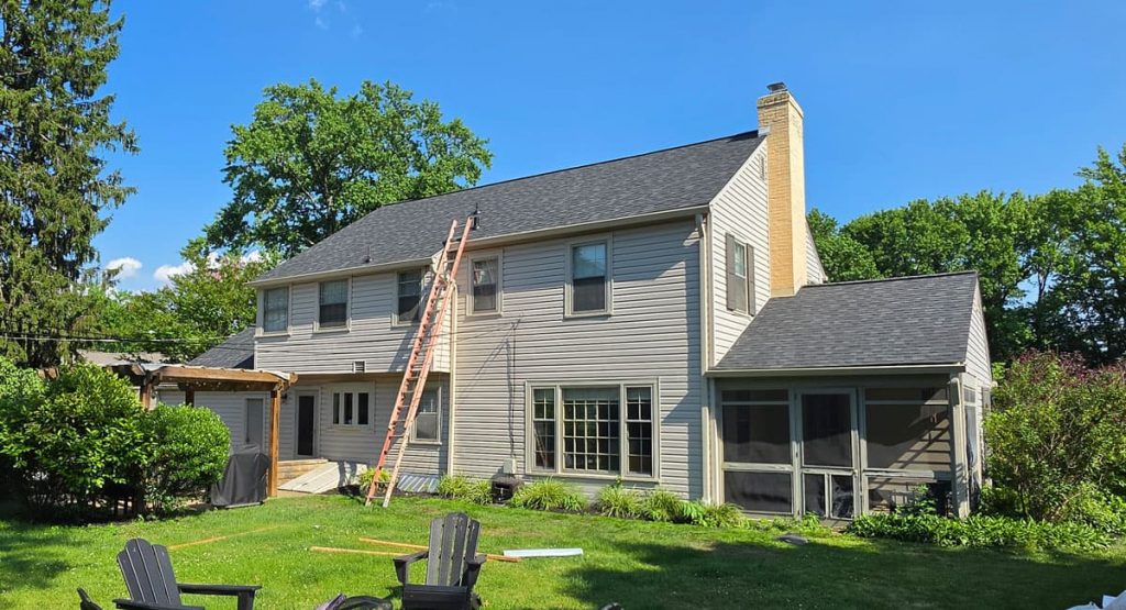 New Onyx Black colored roof in Wilmington, DE