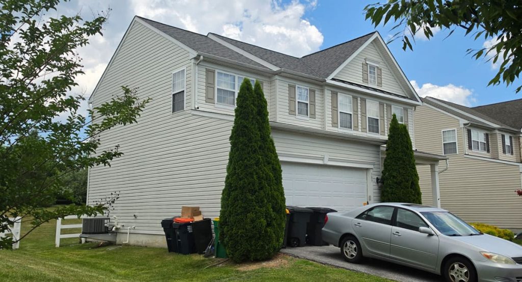 New Peppercorn colored roof in Middletown, DE