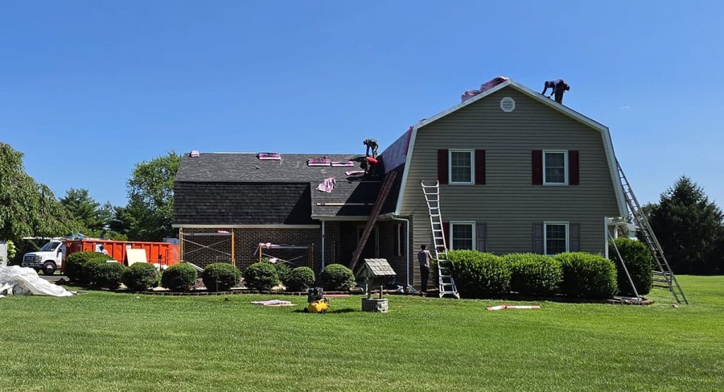 Installing new roof in Middletown, DE