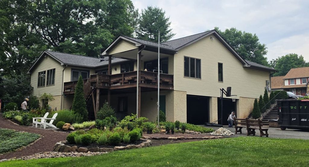 New Evergreen Mist colored roof in Douglasville, PA